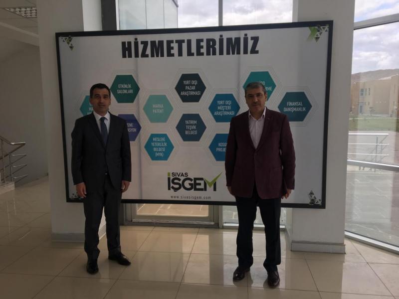 Gençlik ve Spor İl Müdürü Erdoğan Tunç genel müdürümüz Cem Salihoğlu'nu ziyaret etti.