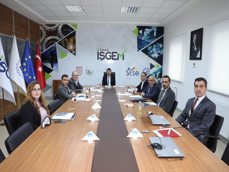 Yönetim Kurulu Toplantımızı Valimiz Salih Ayhan’ın başkanlığında gerçekleştirildi.
