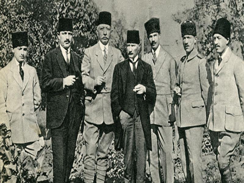 Milli Mücadele'nin mihenk taşı olan Sivas Kongresi'nin 100. yıl dönümünü kutluyoruz